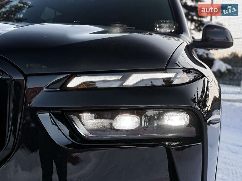 Внедорожник / Кроссовер BMW X7 2022 в Киеве