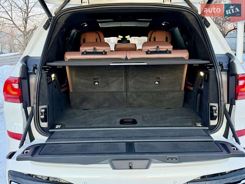 Позашляховик / Кросовер BMW X7 2022 в Києві фото 81 Позашляховик / Кросовер BMW X7 2022 в Києві