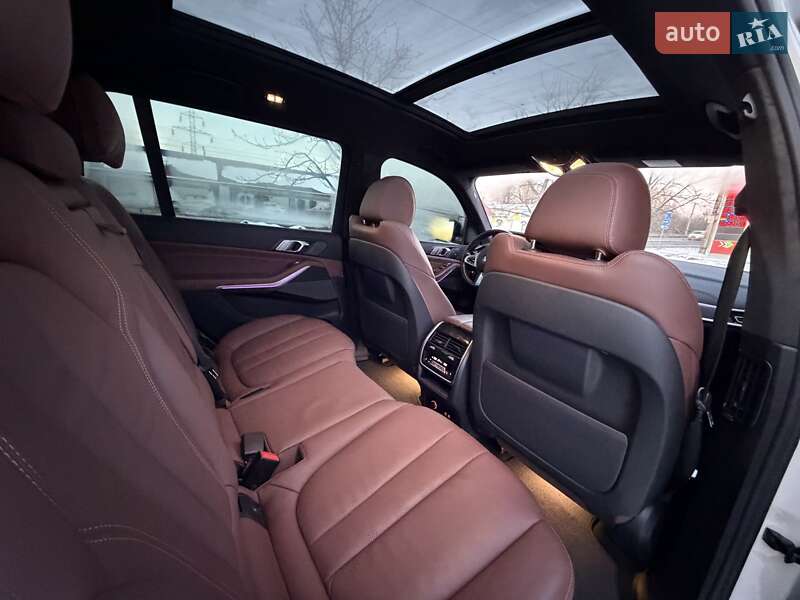 Позашляховик / Кросовер BMW X7 2022 в Києві фото 94 Позашляховик / Кросовер BMW X7 2022 в Києві
