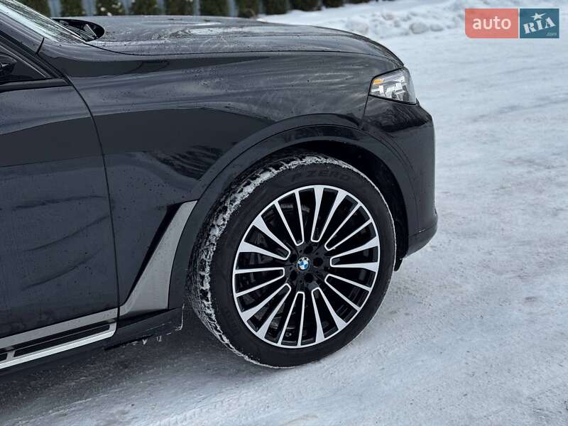 Внедорожник / Кроссовер BMW X7 2019 в Луцке