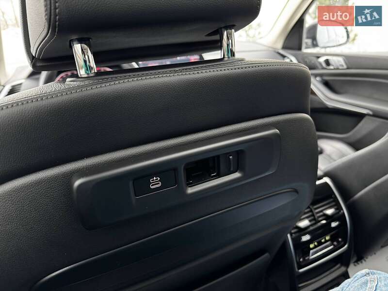 Внедорожник / Кроссовер BMW X7 2019 в Луцке