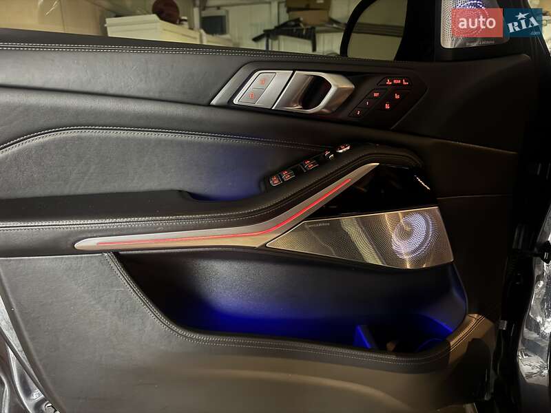 Внедорожник / Кроссовер BMW X7 2020 в Тернополе