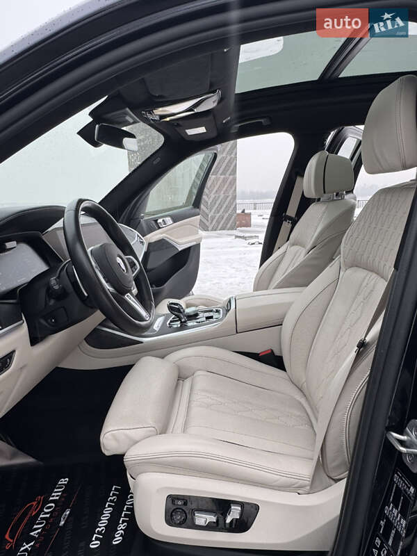 Внедорожник / Кроссовер BMW X7 2020 в Киеве