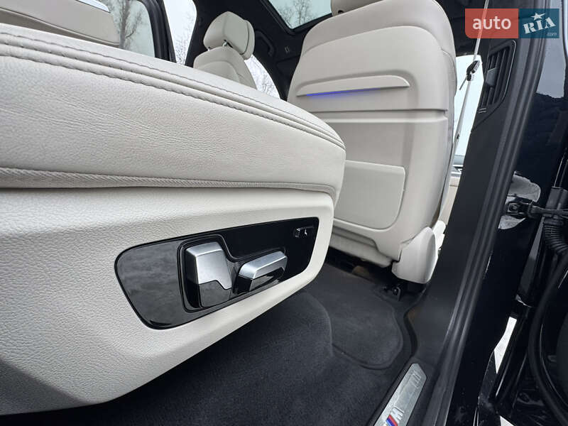 Внедорожник / Кроссовер BMW X7 2020 в Киеве