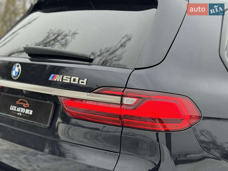 Внедорожник / Кроссовер BMW X7 2020 в Киеве