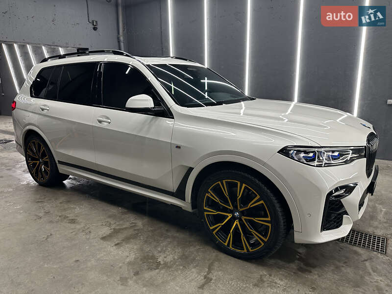 Позашляховик / Кросовер BMW X7 2022 в Києві