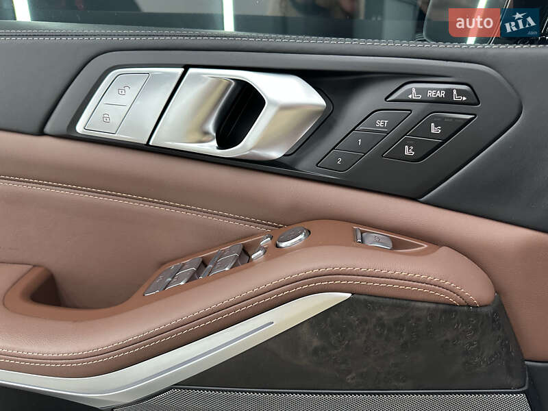 Позашляховик / Кросовер BMW X7 2022 в Києві