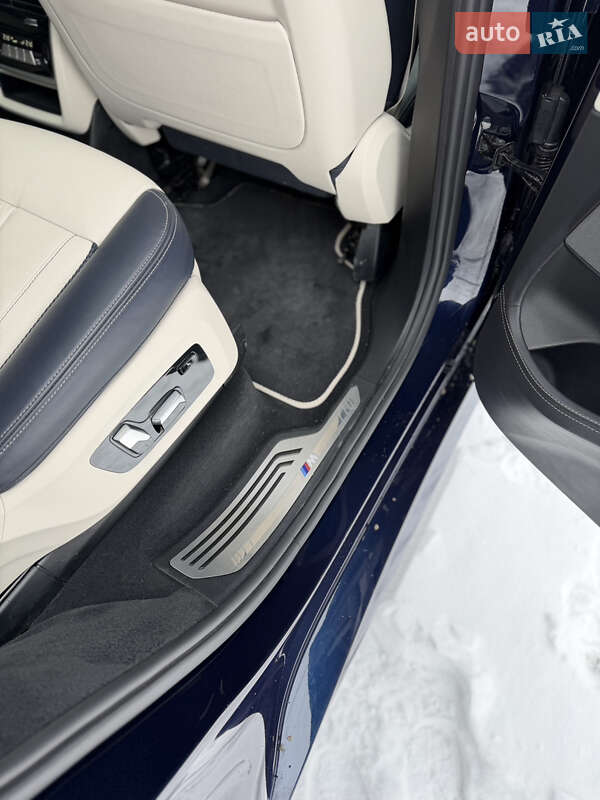 Внедорожник / Кроссовер BMW X7 2020 в Киеве