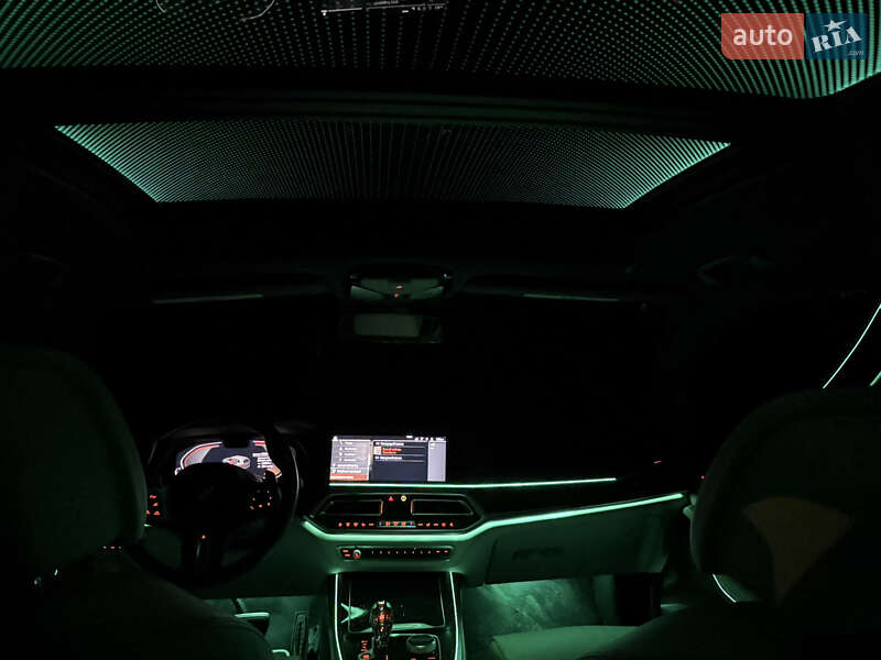 Внедорожник / Кроссовер BMW X7 2020 в Киеве