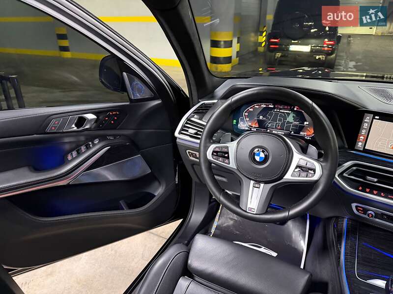 Внедорожник / Кроссовер BMW X7 2022 в Киеве