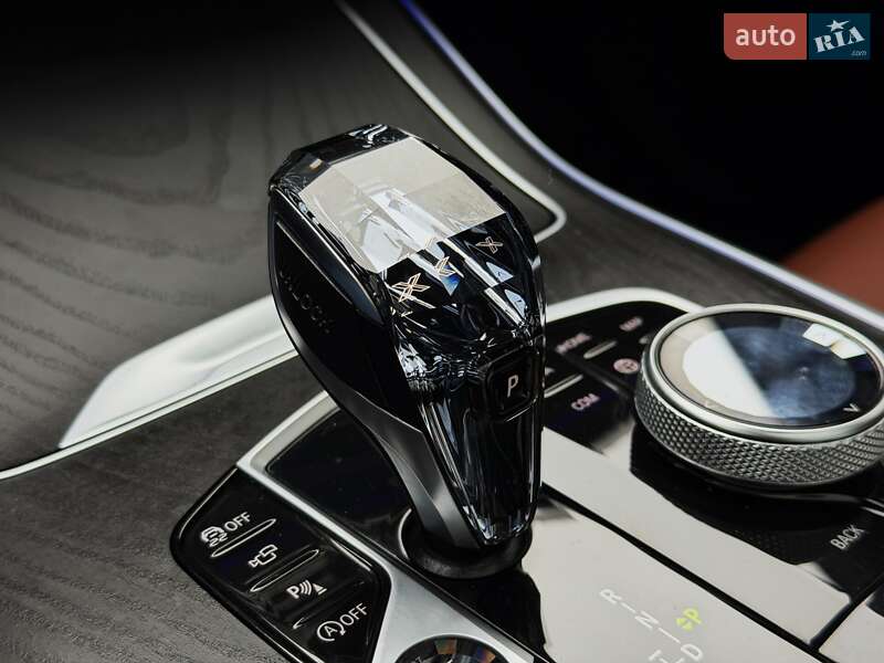 Внедорожник / Кроссовер BMW X7 2022 в Киеве