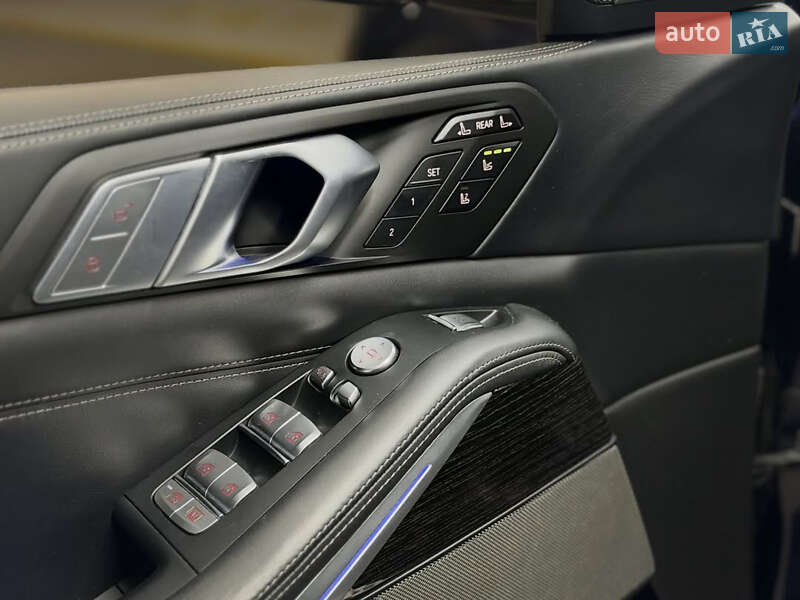 Внедорожник / Кроссовер BMW X7 2020 в Киеве