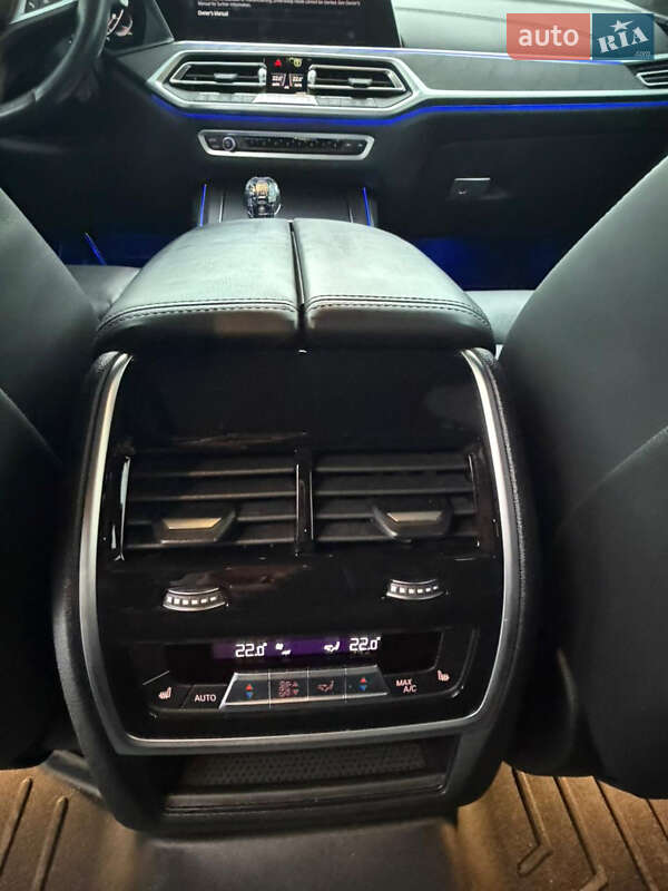 Внедорожник / Кроссовер BMW X7 2021 в Киеве фото 13 Внедорожник / Кроссовер BMW X7 2021 в Киеве