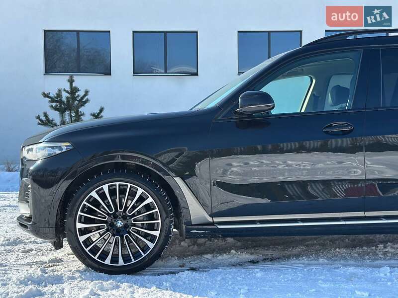 BMW X7 2019