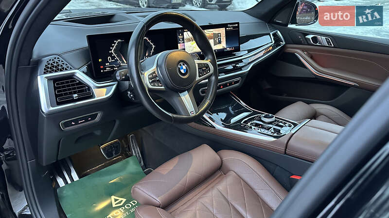 Позашляховик / Кросовер BMW X7 2023 в Києві