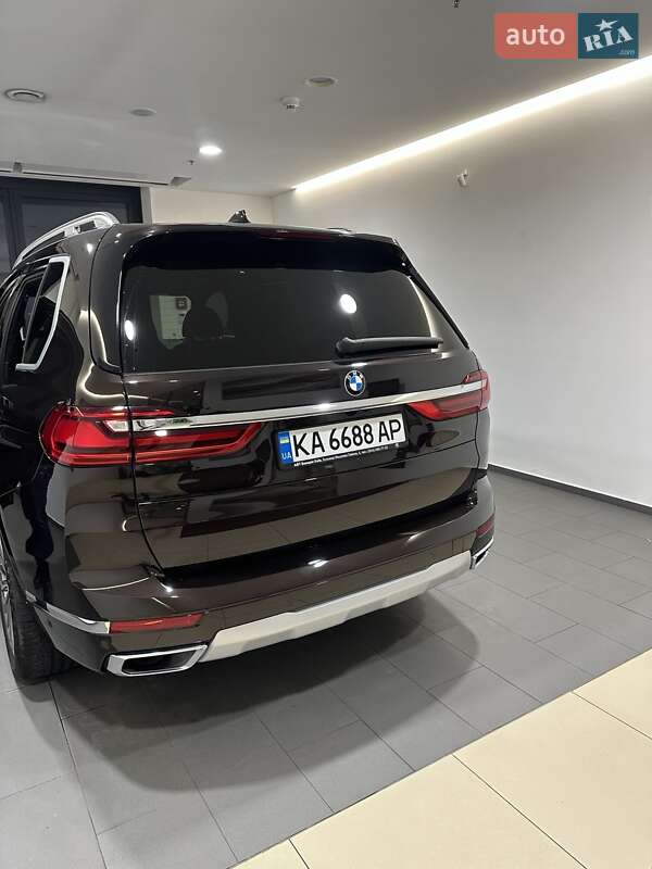 Внедорожник / Кроссовер BMW X7 2022 в Ирпене