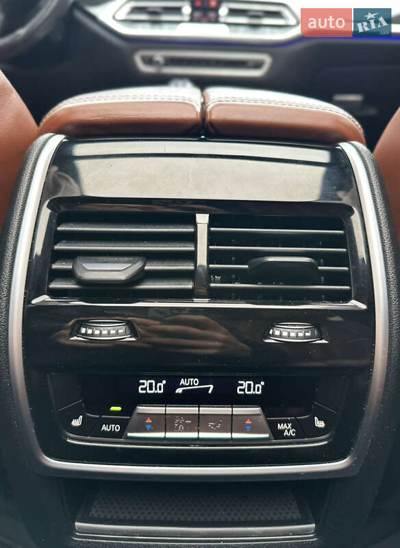 Внедорожник / Кроссовер BMW X7 2020 в Киеве