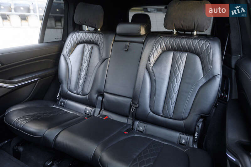 Позашляховик / Кросовер BMW X7 2020 в Одесі