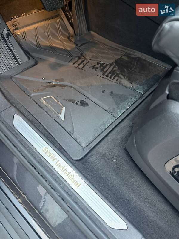 Позашляховик / Кросовер BMW X7 2020 в Києві