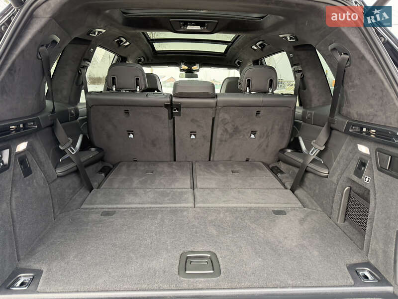 Внедорожник / Кроссовер BMW X7 2024 в Луцке