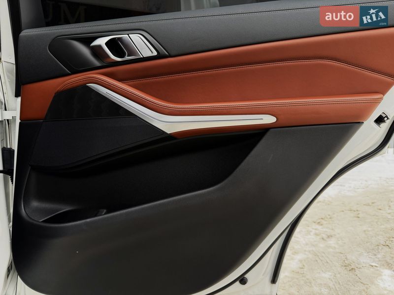 Позашляховик / Кросовер BMW X7 2022 в Києві