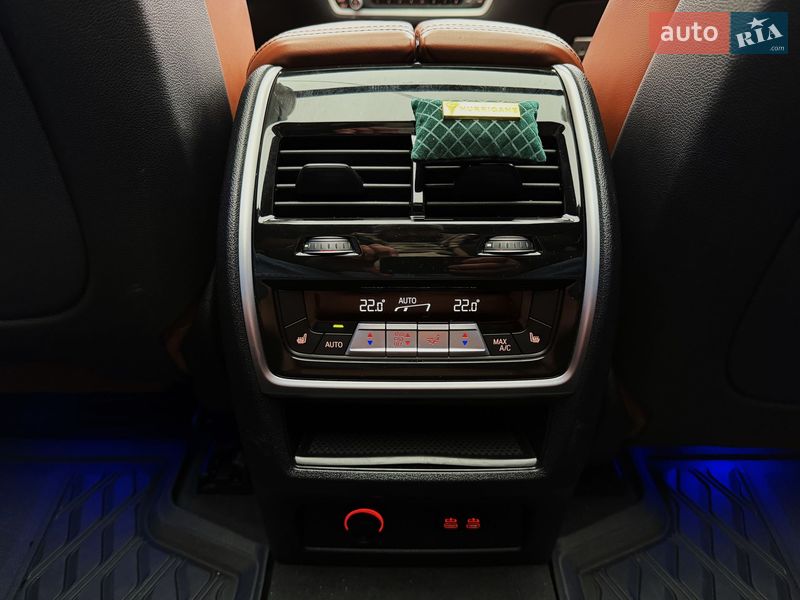 Позашляховик / Кросовер BMW X7 2022 в Києві