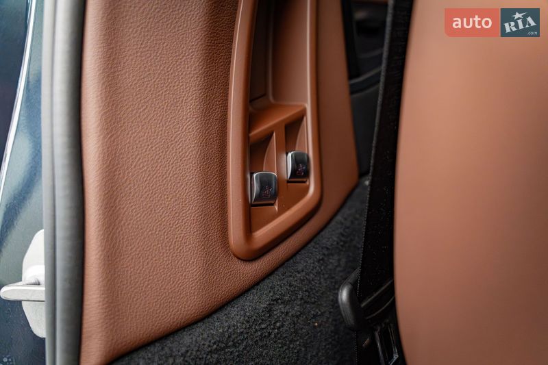 Внедорожник / Кроссовер BMW X7 2022 в Киеве