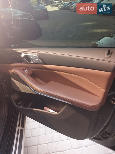 Внедорожник / Кроссовер BMW X7 2020 в Днепре