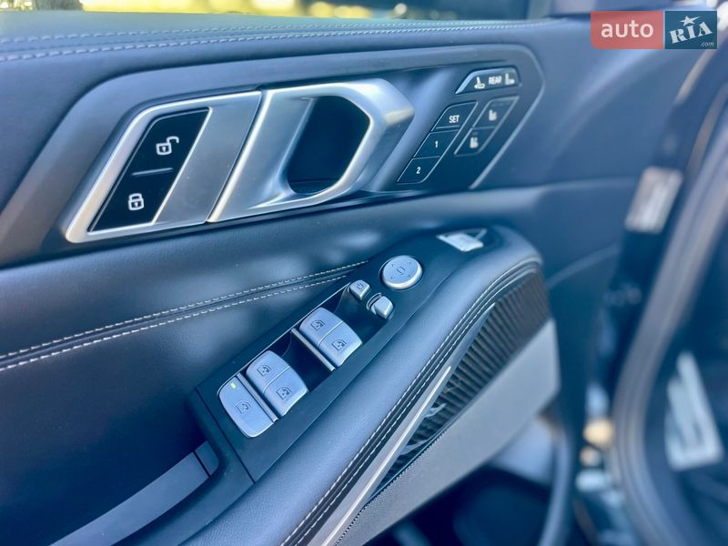 Внедорожник / Кроссовер BMW X7 2022 в Луцке