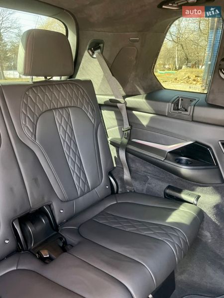 Внедорожник / Кроссовер BMW X7 2022 в Луцке