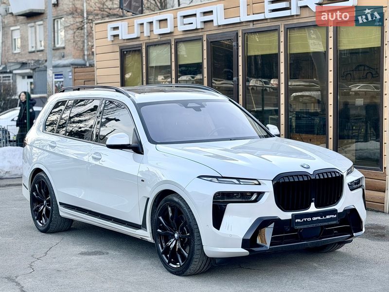 Внедорожник / Кроссовер BMW X7 2023 в Киеве