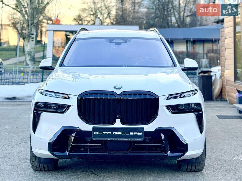 Внедорожник / Кроссовер BMW X7 2023 в Киеве