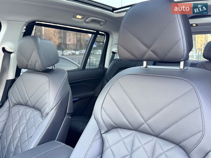 Внедорожник / Кроссовер BMW X7 2023 в Киеве