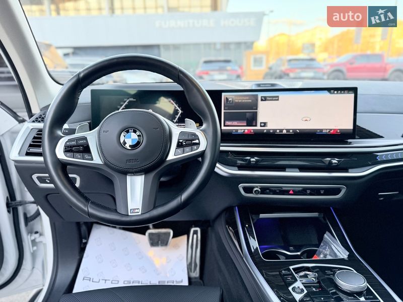 Внедорожник / Кроссовер BMW X7 2023 в Киеве
