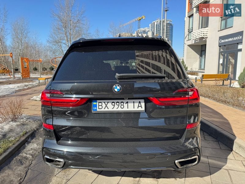 Внедорожник / Кроссовер BMW X7 2021 в Киеве