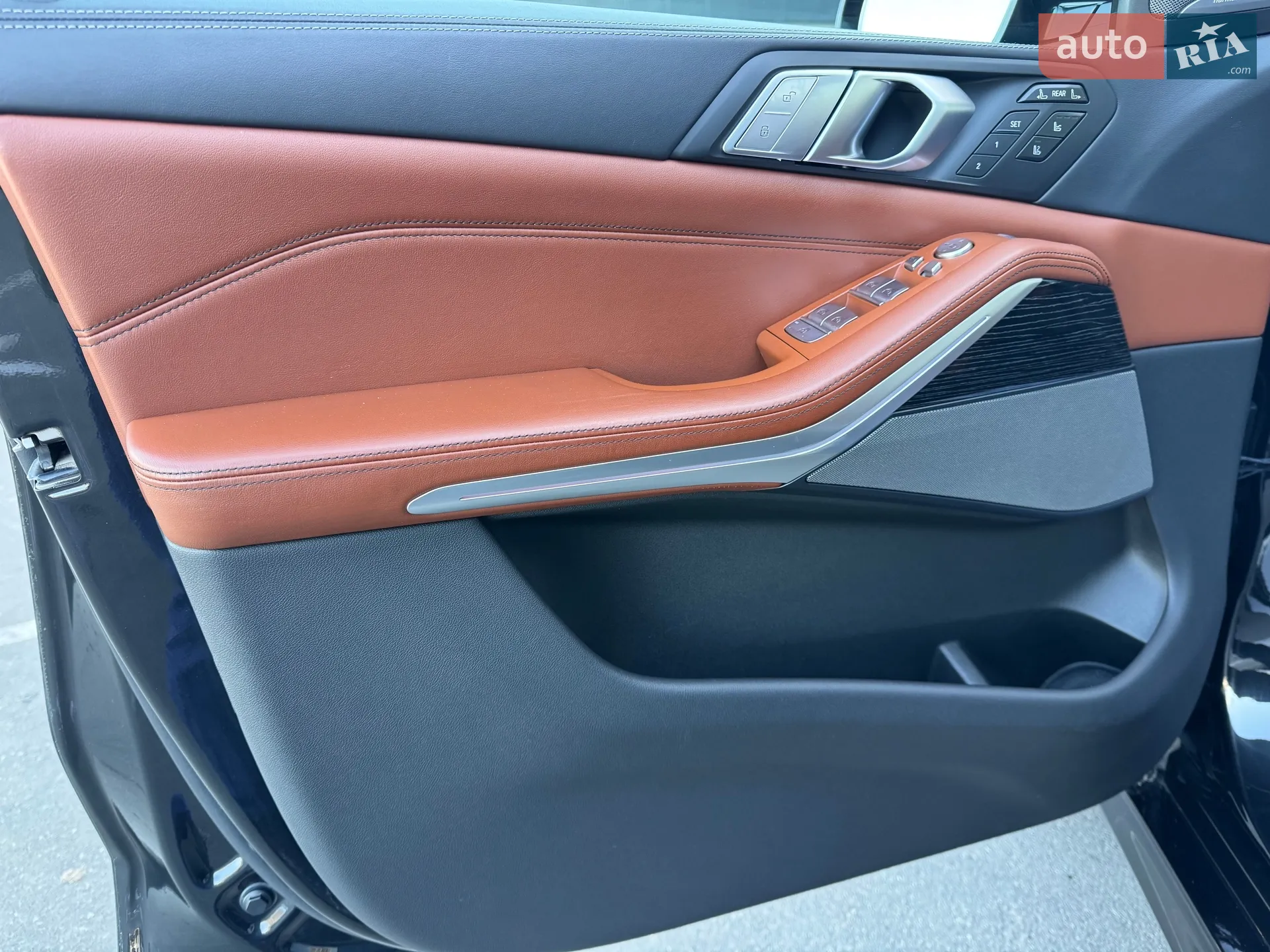 2021 BMW X7 - мініатюра 10