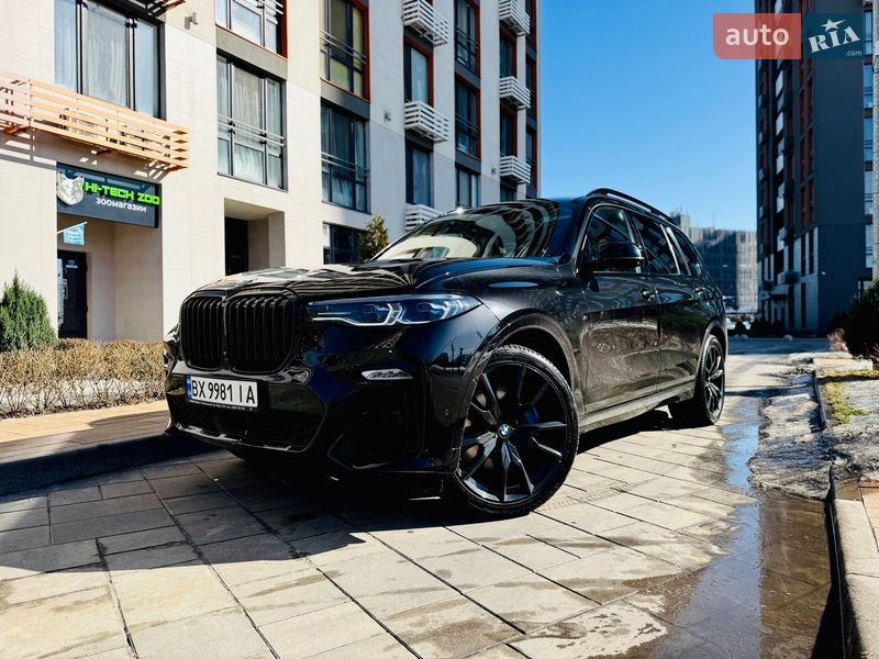 Внедорожник / Кроссовер BMW X7 2021 в Киеве