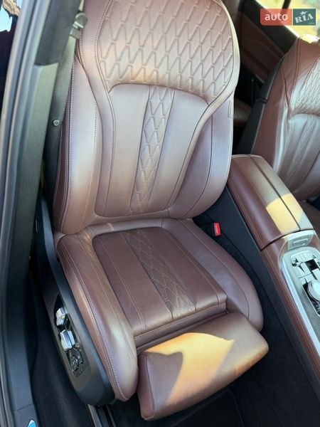 Позашляховик / Кросовер BMW X7 2021 в Києві