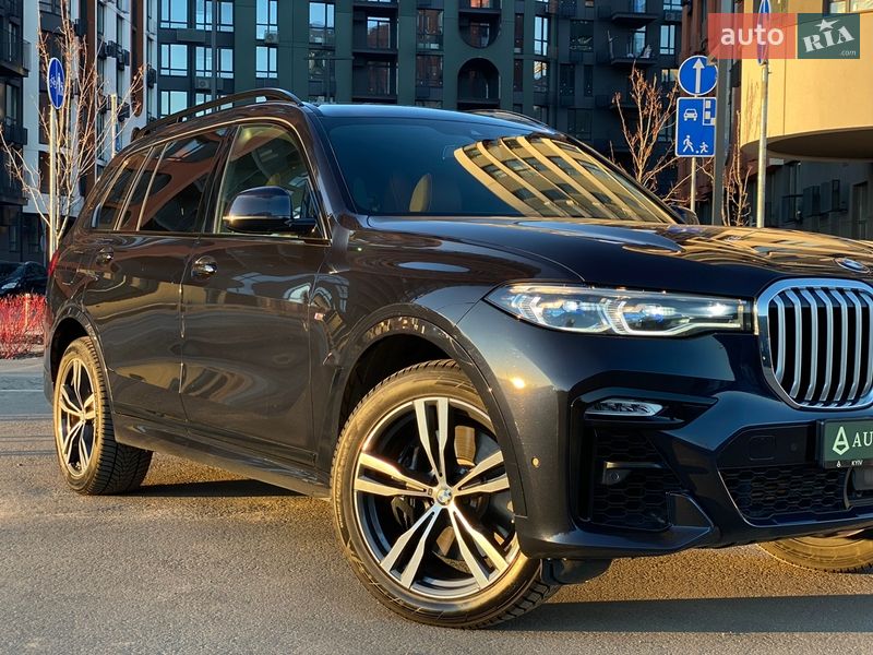 Внедорожник / Кроссовер BMW X7 2022 в Киеве