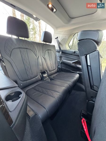 Позашляховик / Кросовер BMW X7 2020 в Києві