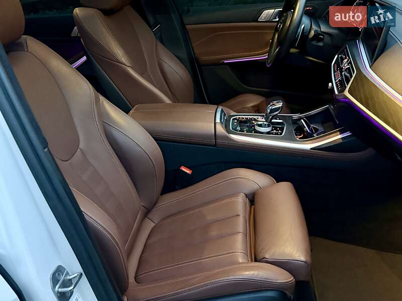 Позашляховик / Кросовер BMW X7 2022 в Києві