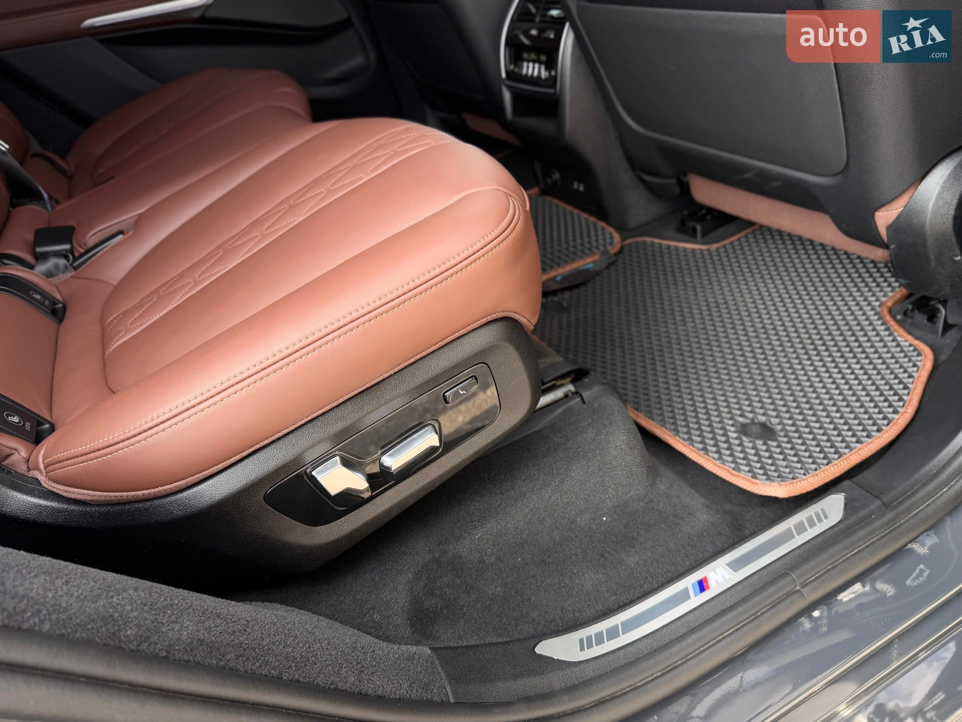 2024 BMW X7 - мініатюра 87