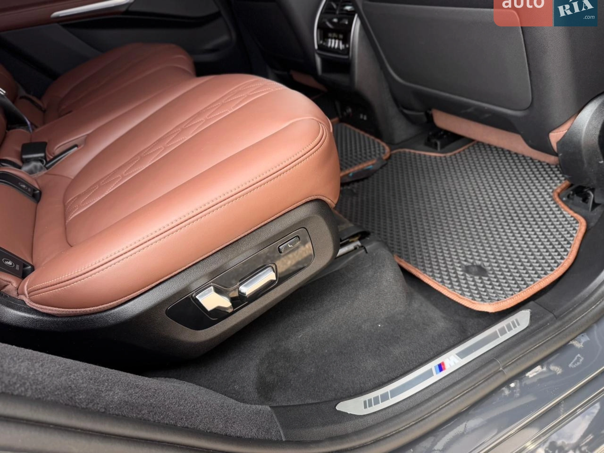 2024 BMW X7 - мініатюра 135