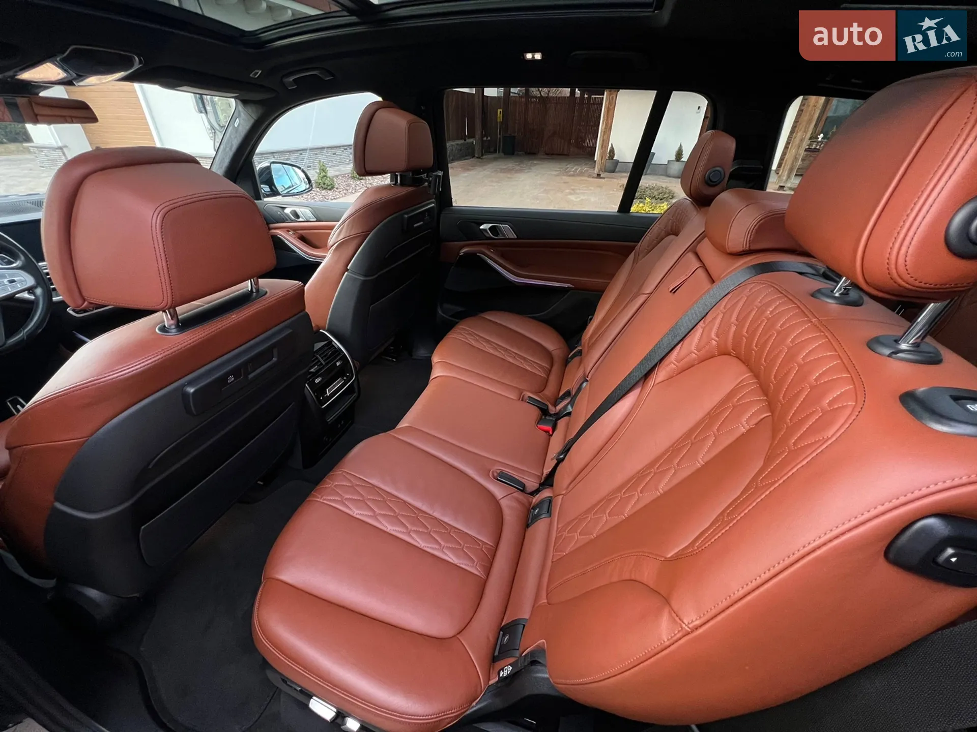 2021 BMW X7 - мініатюра 21