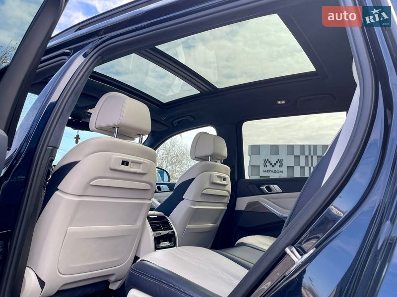 Внедорожник / Кроссовер BMW X7 2019 в Одессе