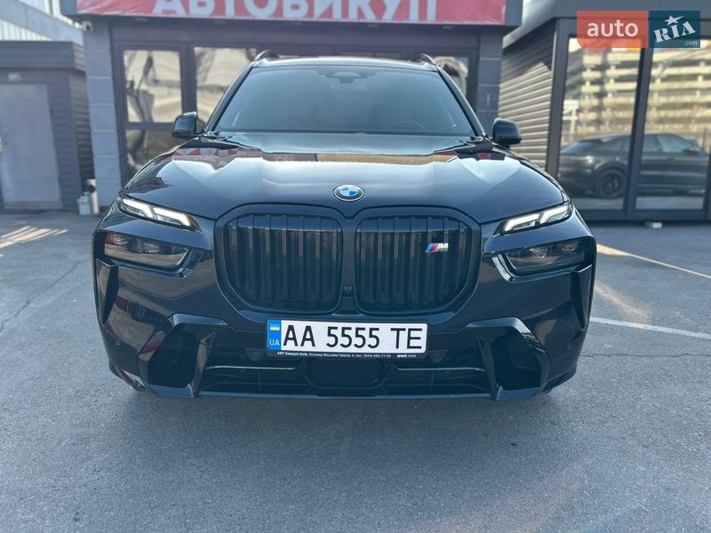 Внедорожник / Кроссовер BMW X7 2025 в Киеве