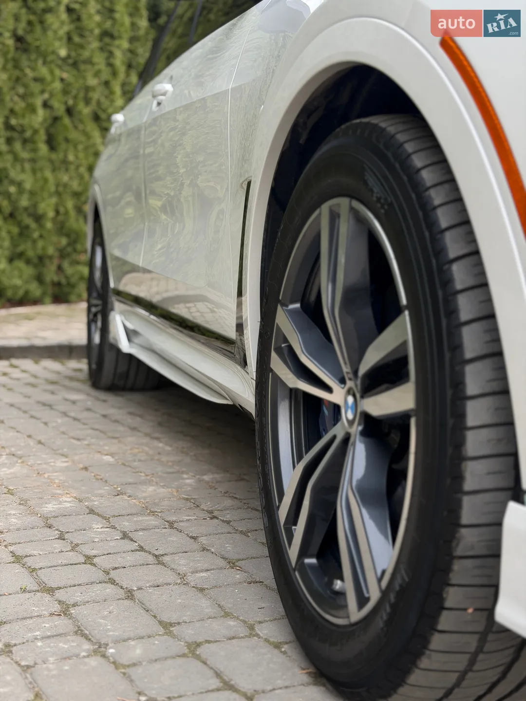 2019 BMW X7 - мініатюра 19