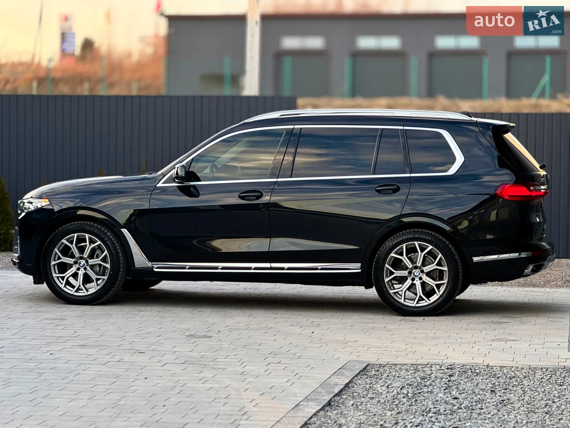 2020 BMW X7 - мініатюра 14