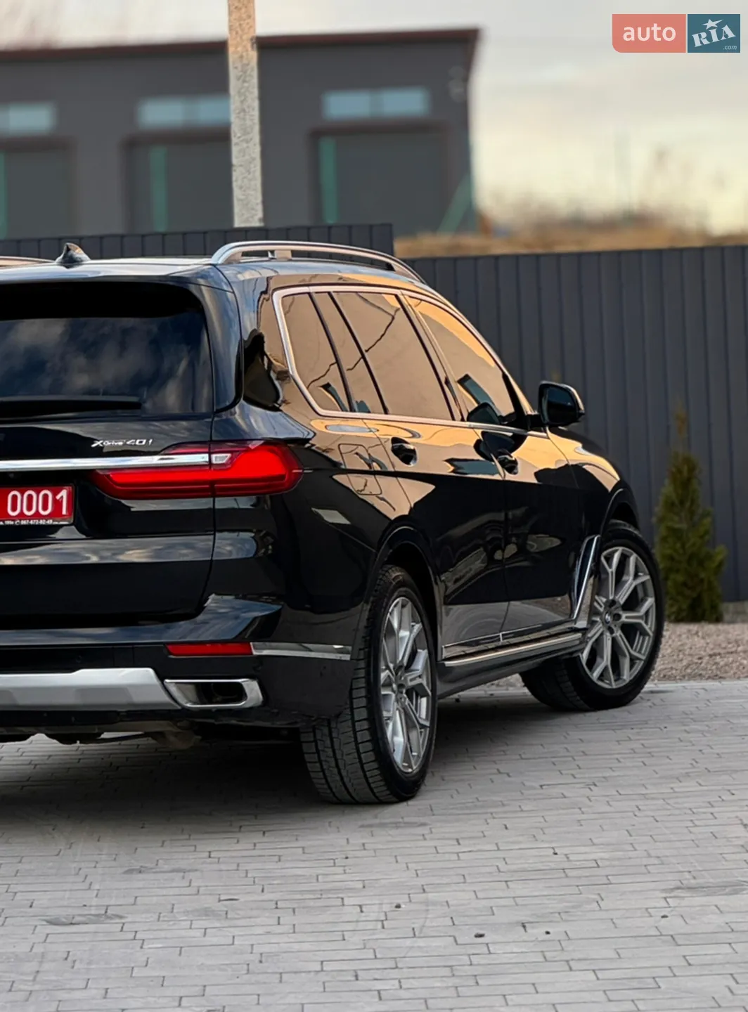 2020 BMW X7 - мініатюра 23