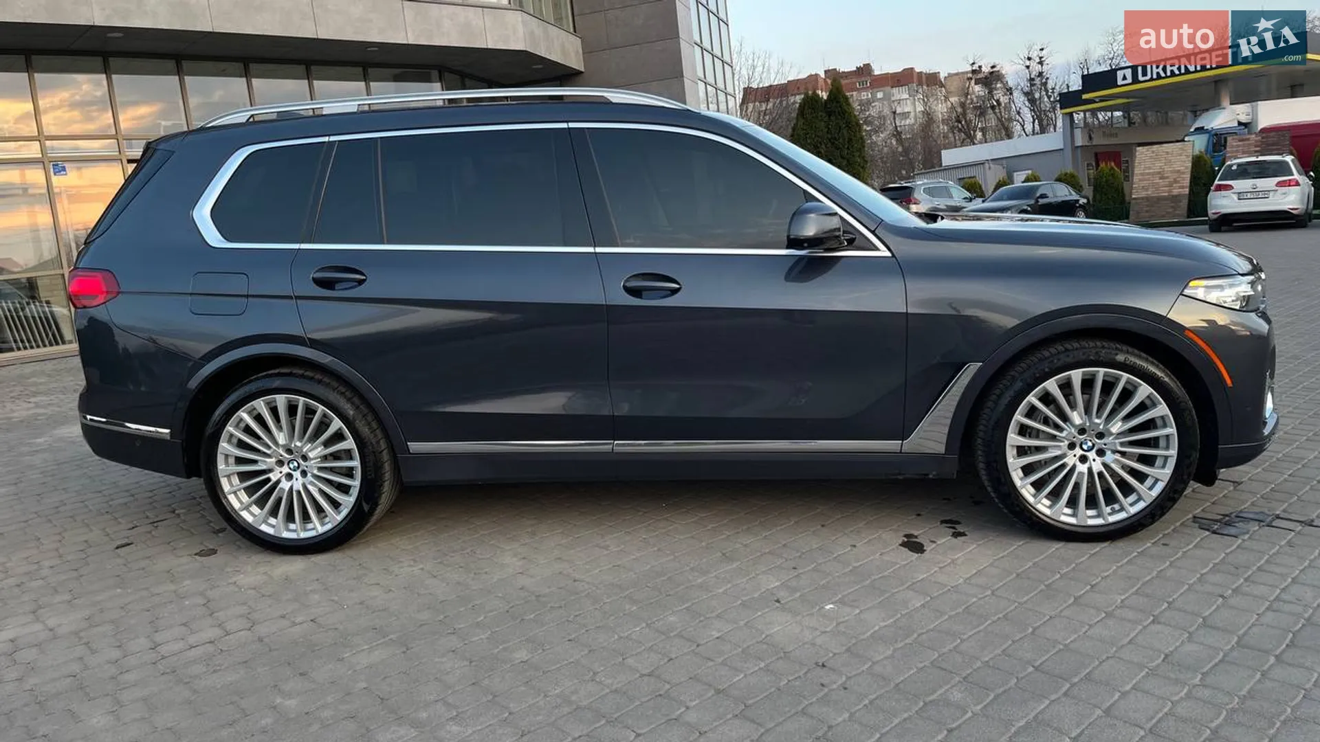 2019 BMW X7 - мініатюра 2